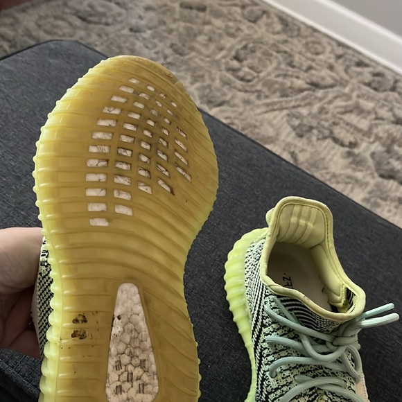 Yeezy - Picture 3 of 3